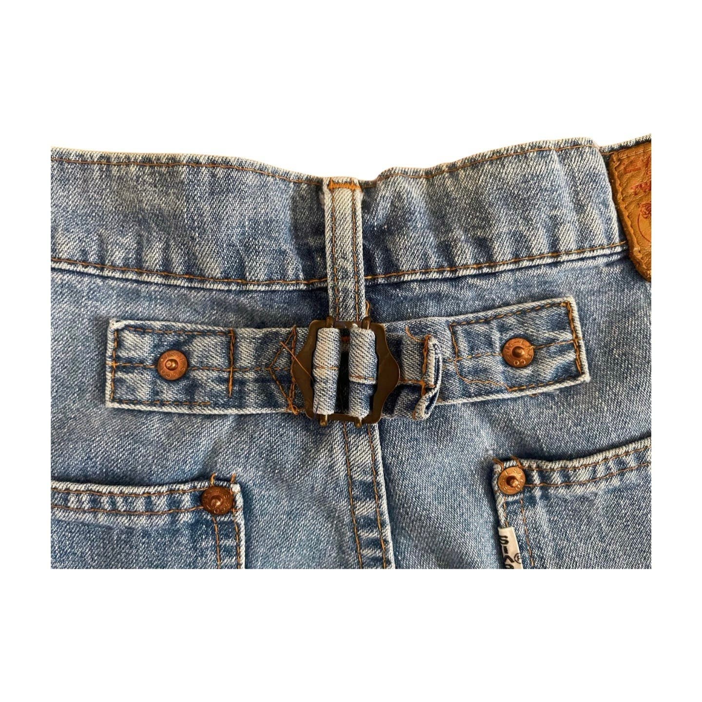 Vintage Levi’s Buckle Back Jeans - Le Look