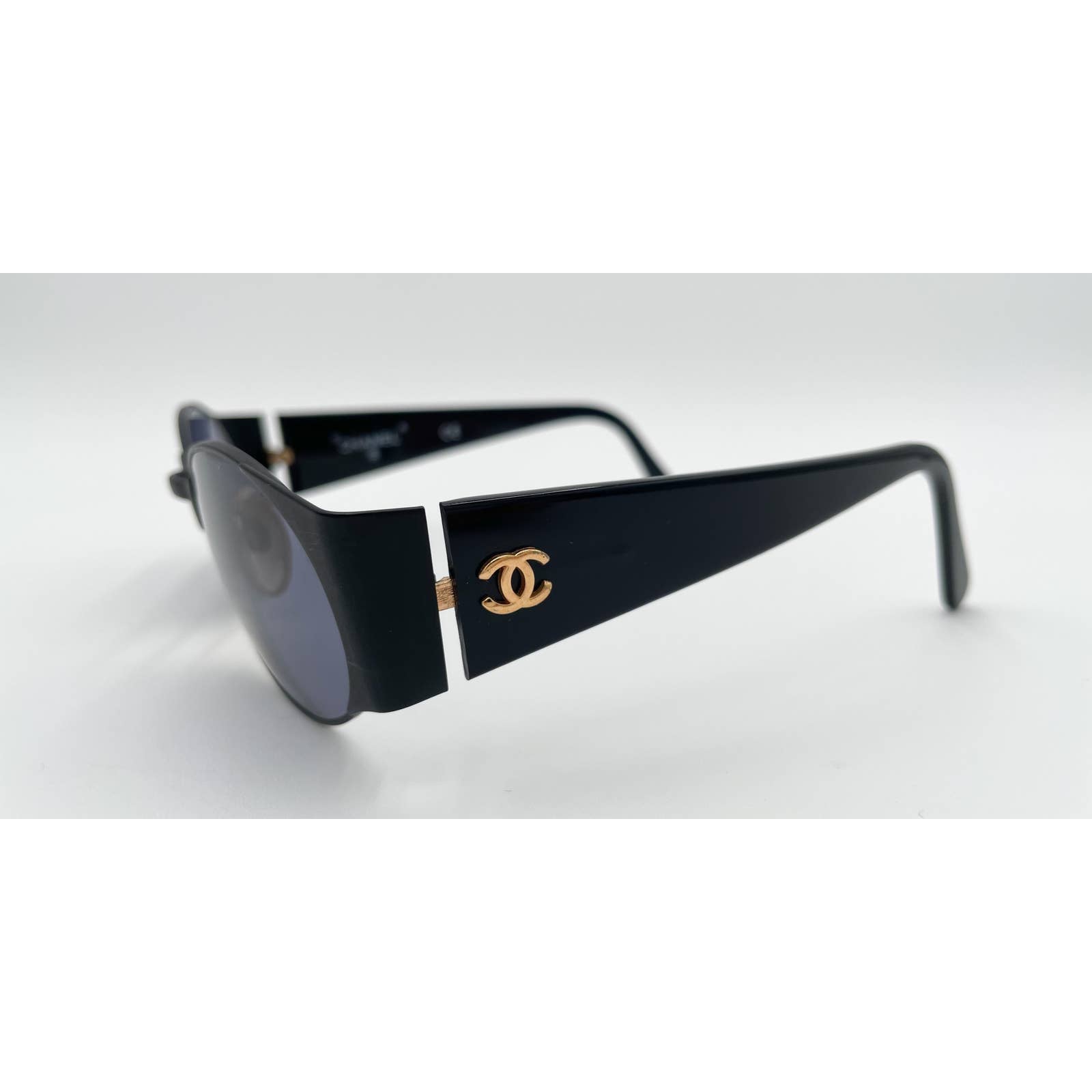 Chanel Black Oval 90s Sunglasses - Le Look