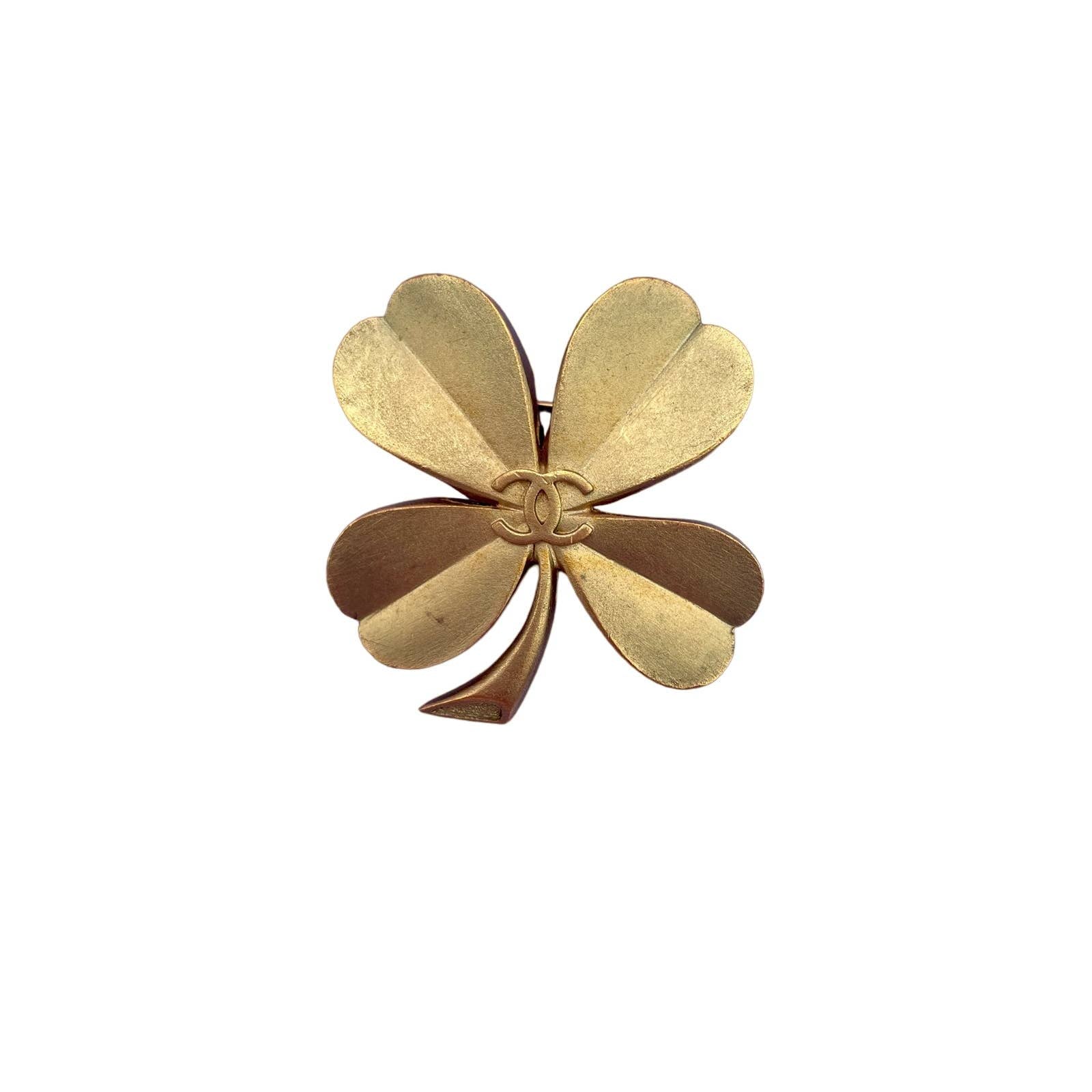 Chanel Clover Brooch Gold - Le Look