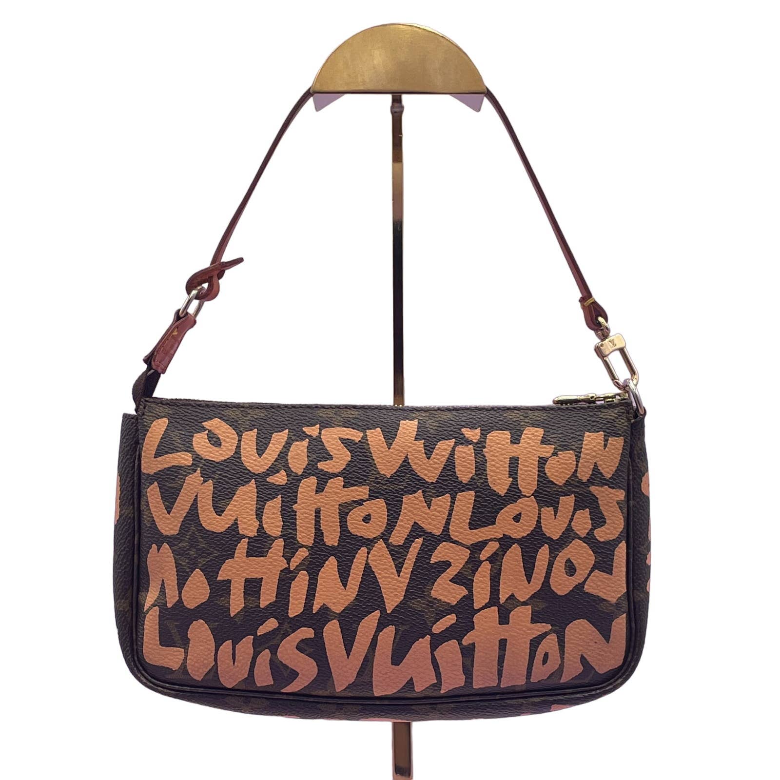 Louis Vuitton Stephen Sprouse Graffiti Pochette - Le Look